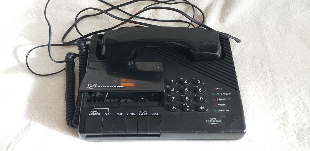 Telefon z automatyczną sekretarką - UNIKAT