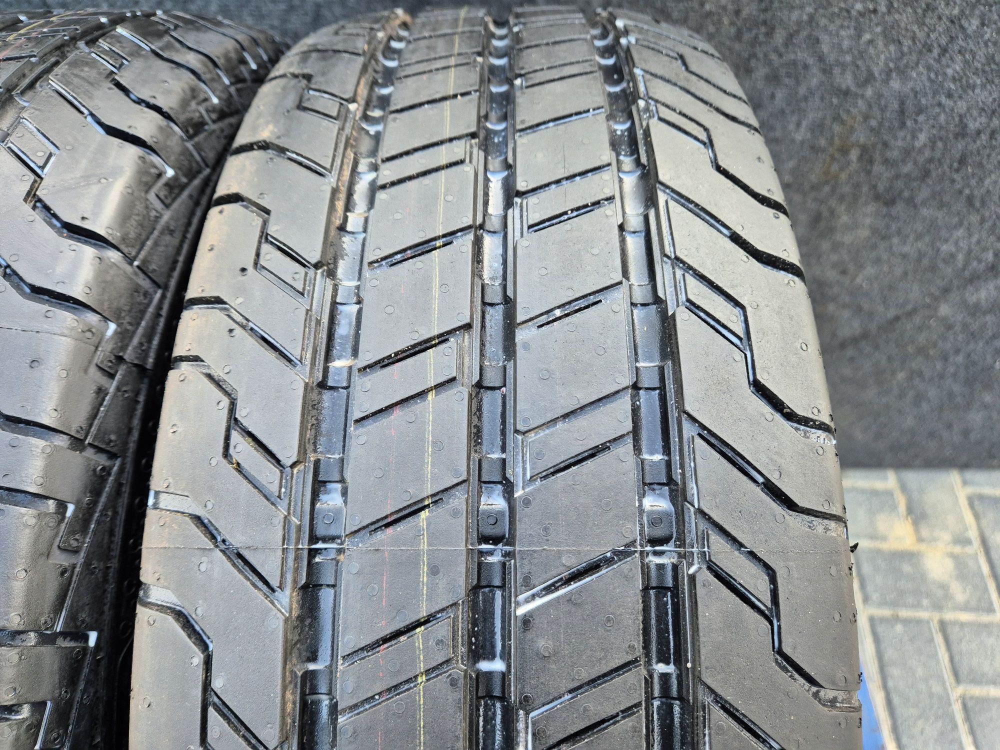 Continental 215/65/16C nowe cena za 4szt opony letnie