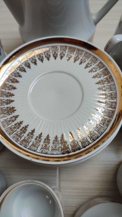 Serwis kawowy na 13 osób- Porcelana Chodzież, Roman