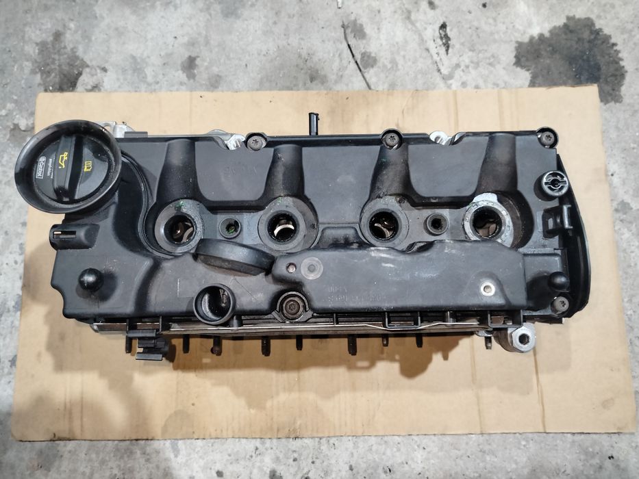 Pokrywa zaworów 2.0d. audi. Skoda. Seat