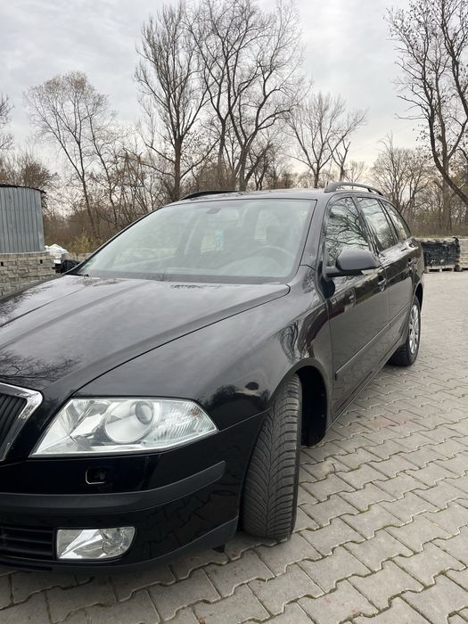 Продам Шкоду Октавію