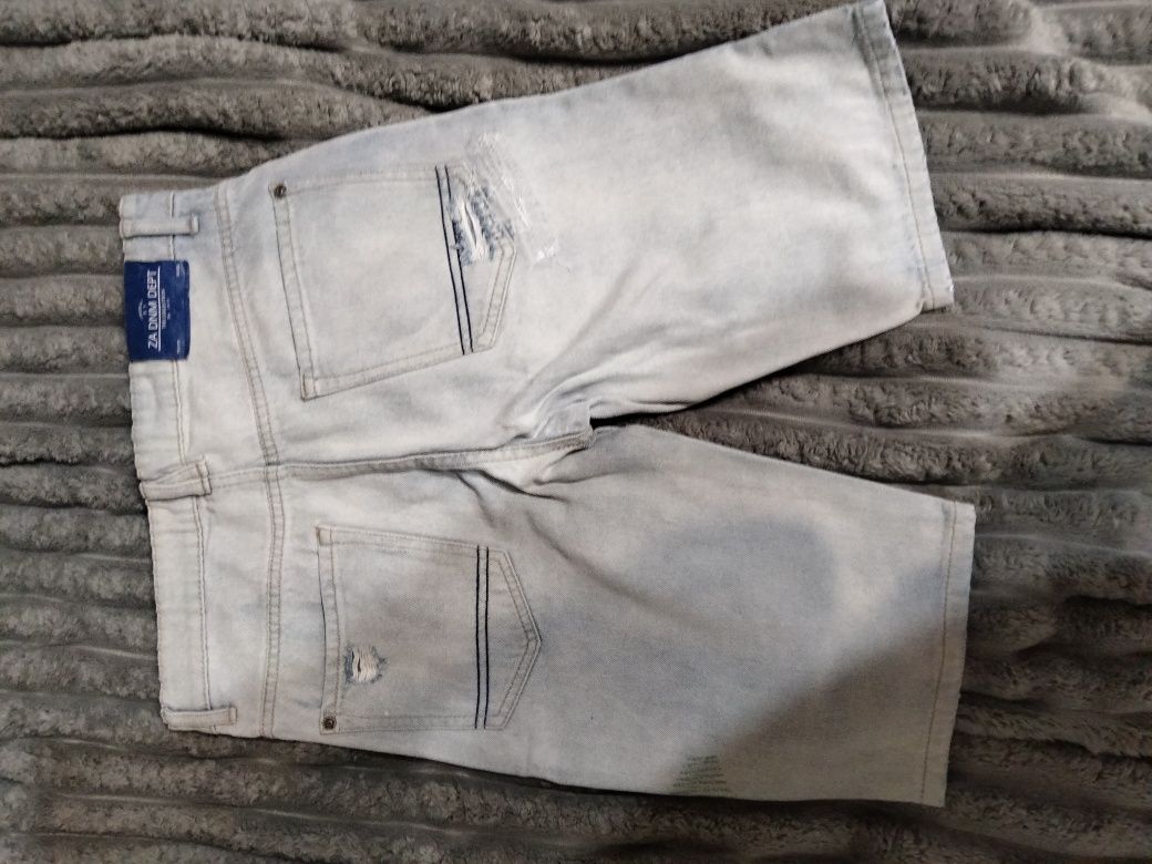 Продам джинсові шорти Zara