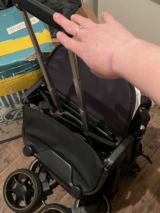 Візочок прогулянковий babalo future gold