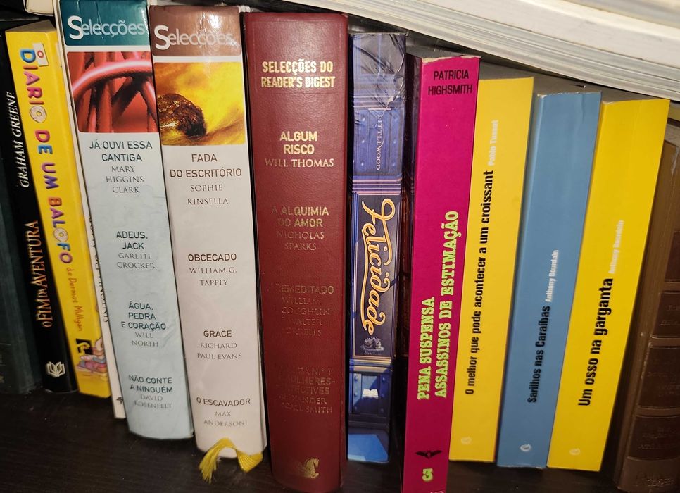 Conjunto 65 livros