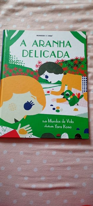 Livro "A Aranha Delicada"