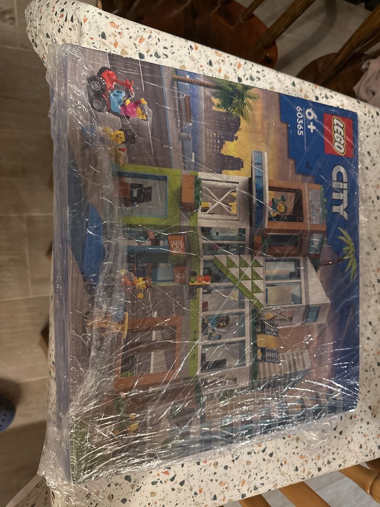 Lego city 60365 oryginal