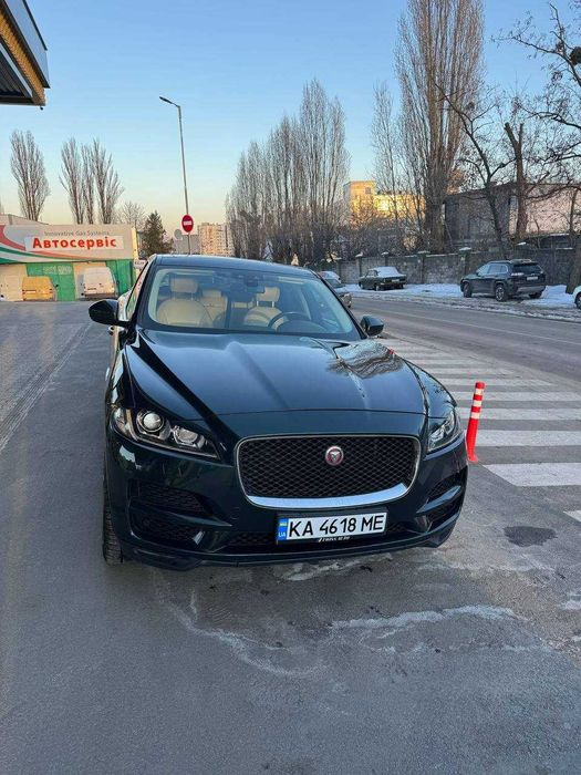 Jaguar F-Pace 2016