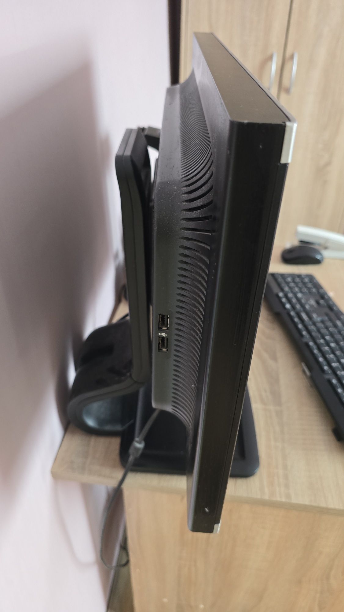 Komputer stacjonarny , 100% , Dysk ssd , oraz hdd 1TB