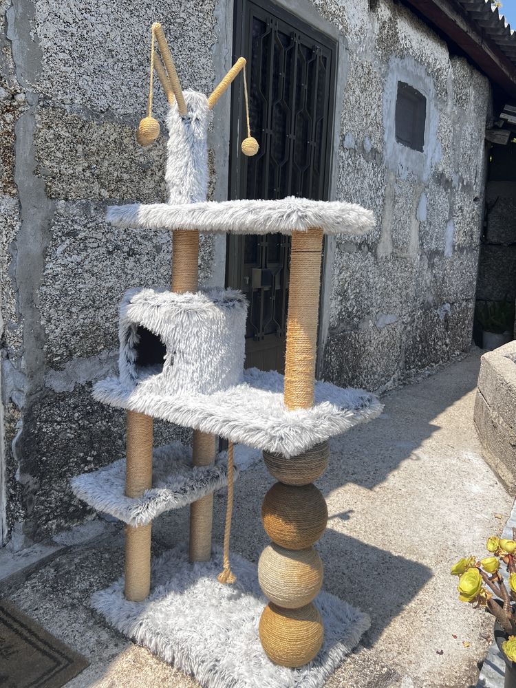 Arranhador para gato