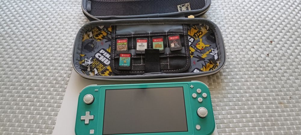 Nintendo switch lite niebieskie