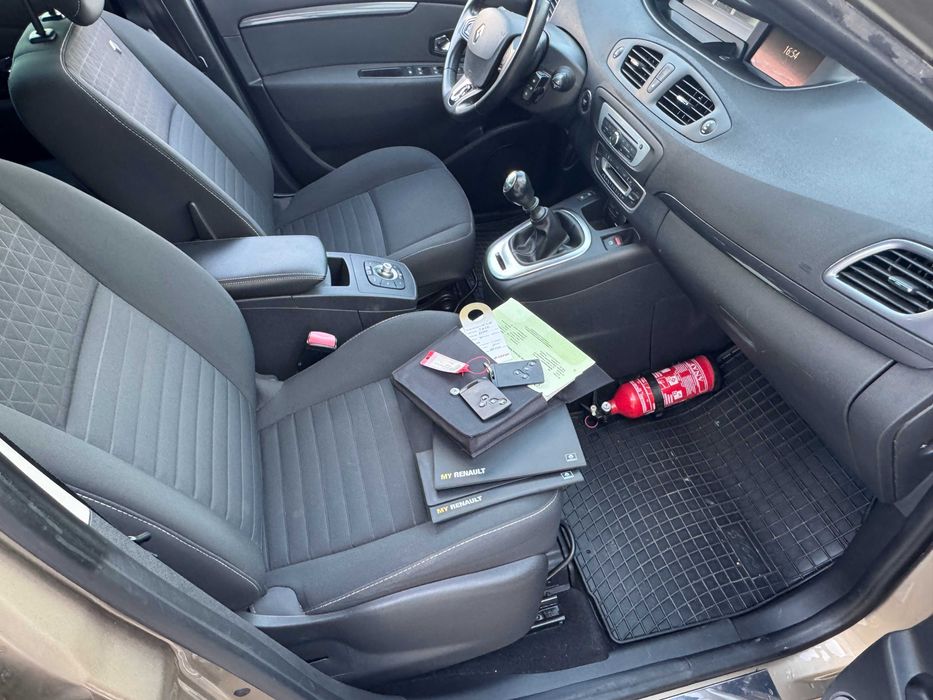 Renault Scénic 110CV Limited de 2015 C/174 Mil km