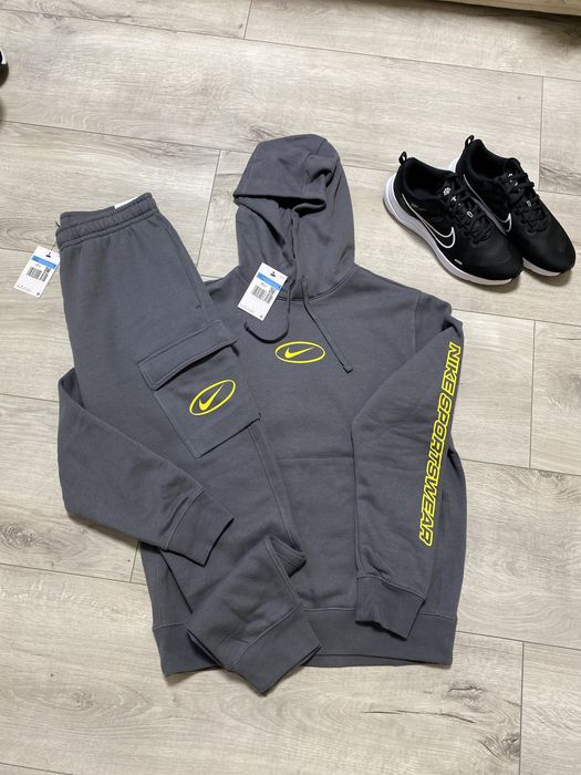Чоловічій спортивний костюм Nike HJ 3967-021