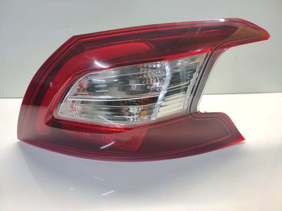 Farolim Traseiro Direito Led Peugeot 308 II  hatchback 2015