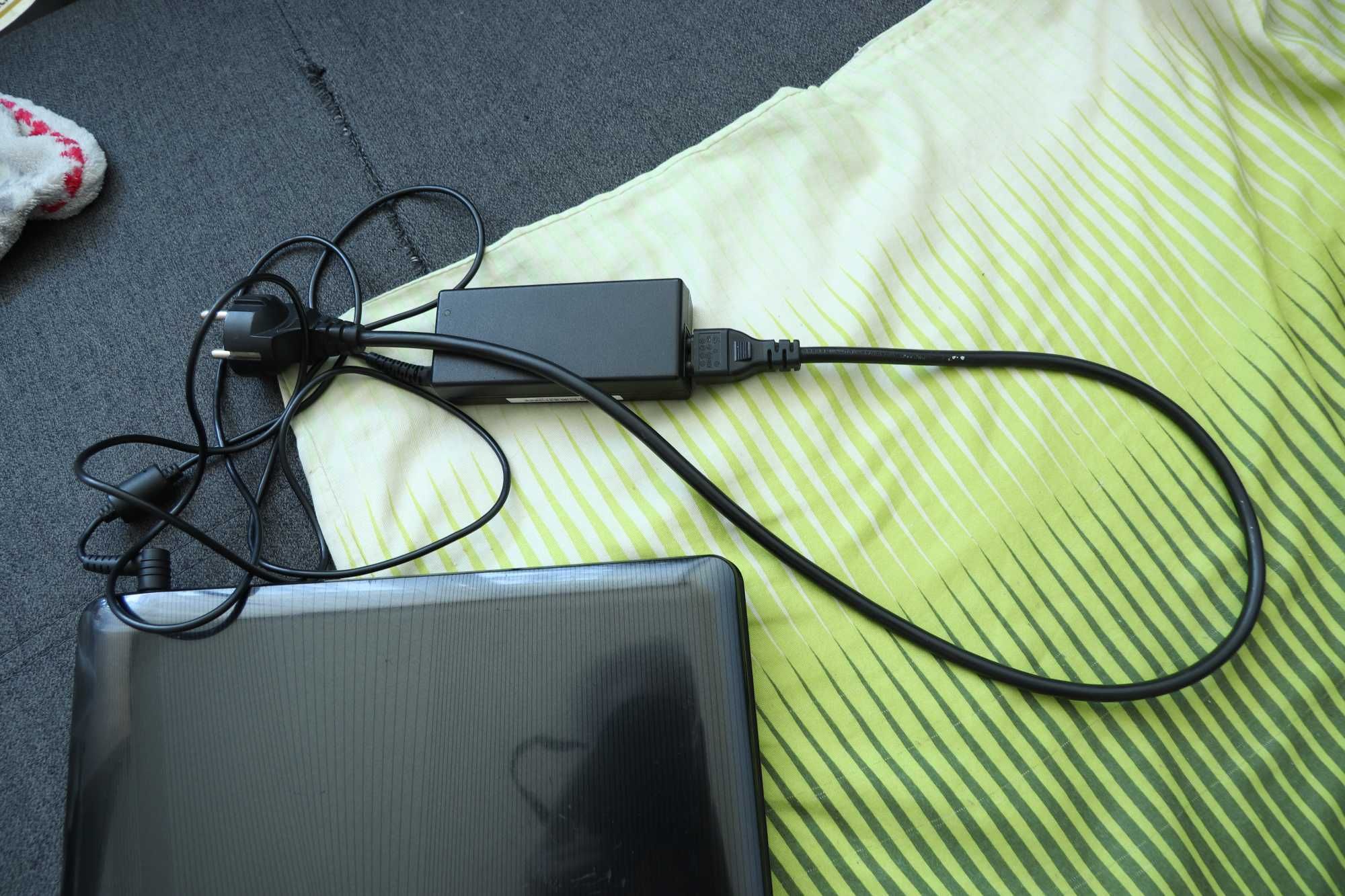 Laptop Asus A52F,procesor i3, 5GB ram, Windows10, B.D.Stan