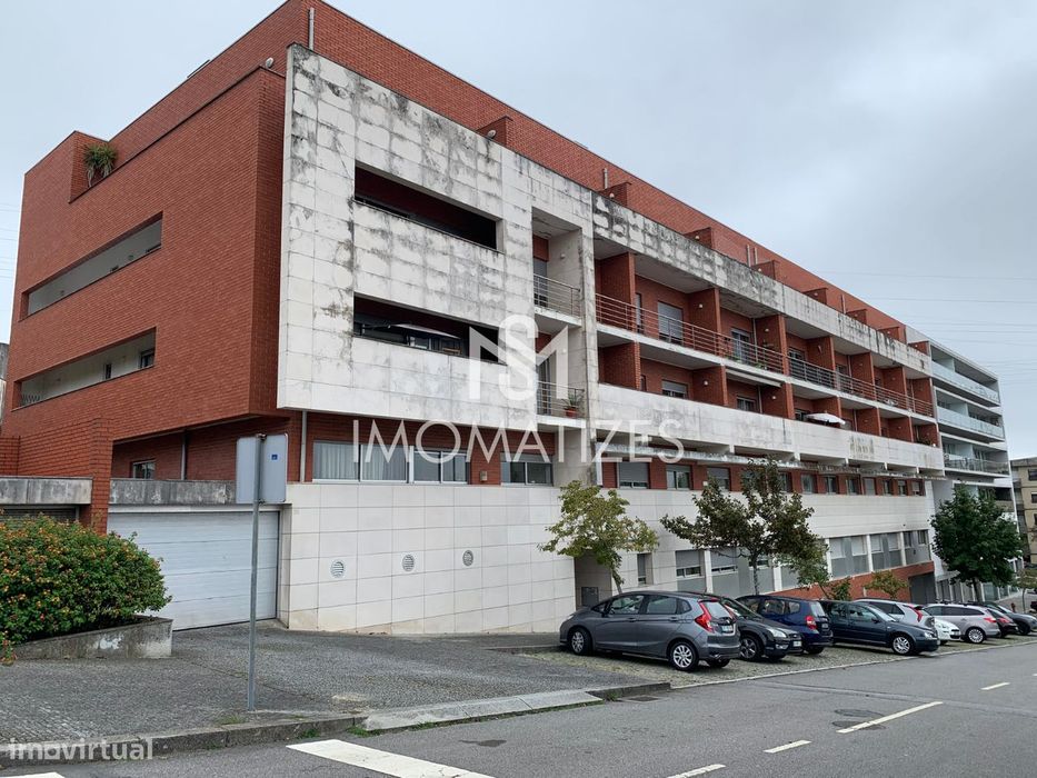 Apartamento T2 para Arrendamento – Nogueira da Maia