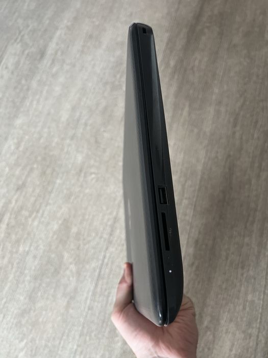 Ноутбук HP 250 G4 i3/4gb