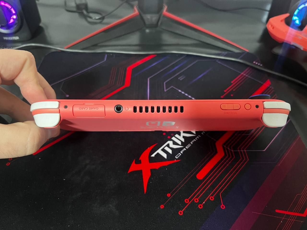 Продам Nintendo switch Очень много игр