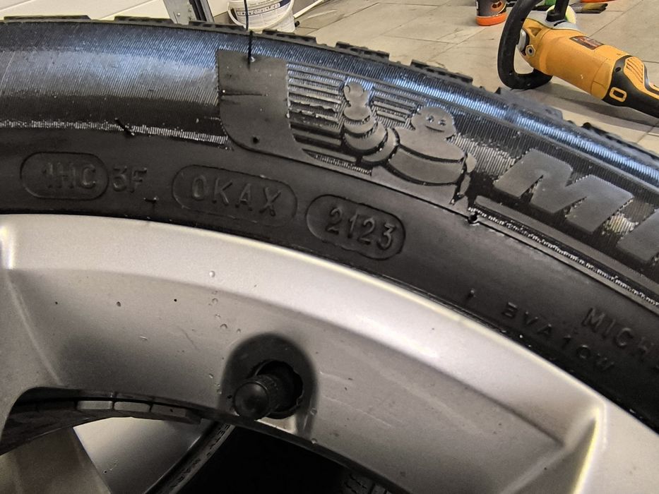 Koła Alufelgi 17 5x112 et41 Skoda VW Audi Zima 2023 Orginał