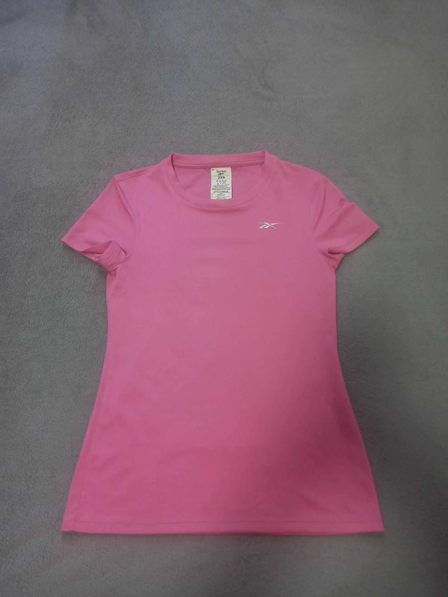 розовая футболка Reebok оригинал