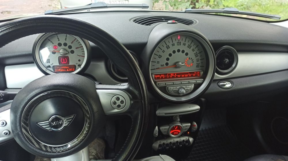 Mini cooper clubman