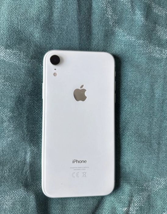 Iphone xr 64gigas