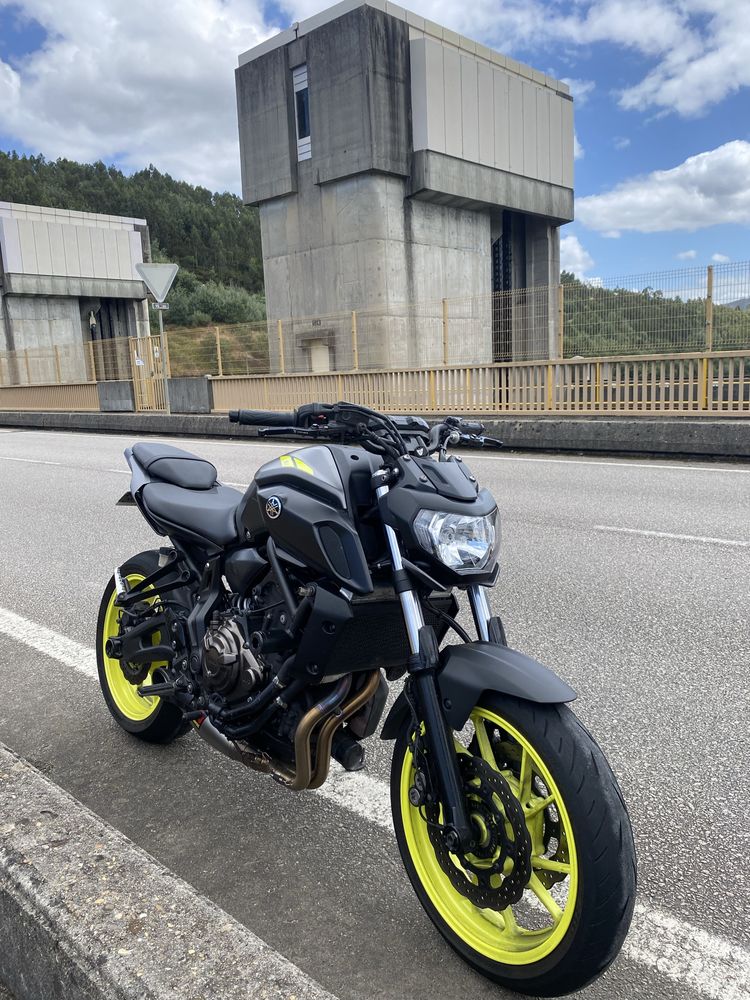 Yamaha MT-07 35KW(Deslimitada)