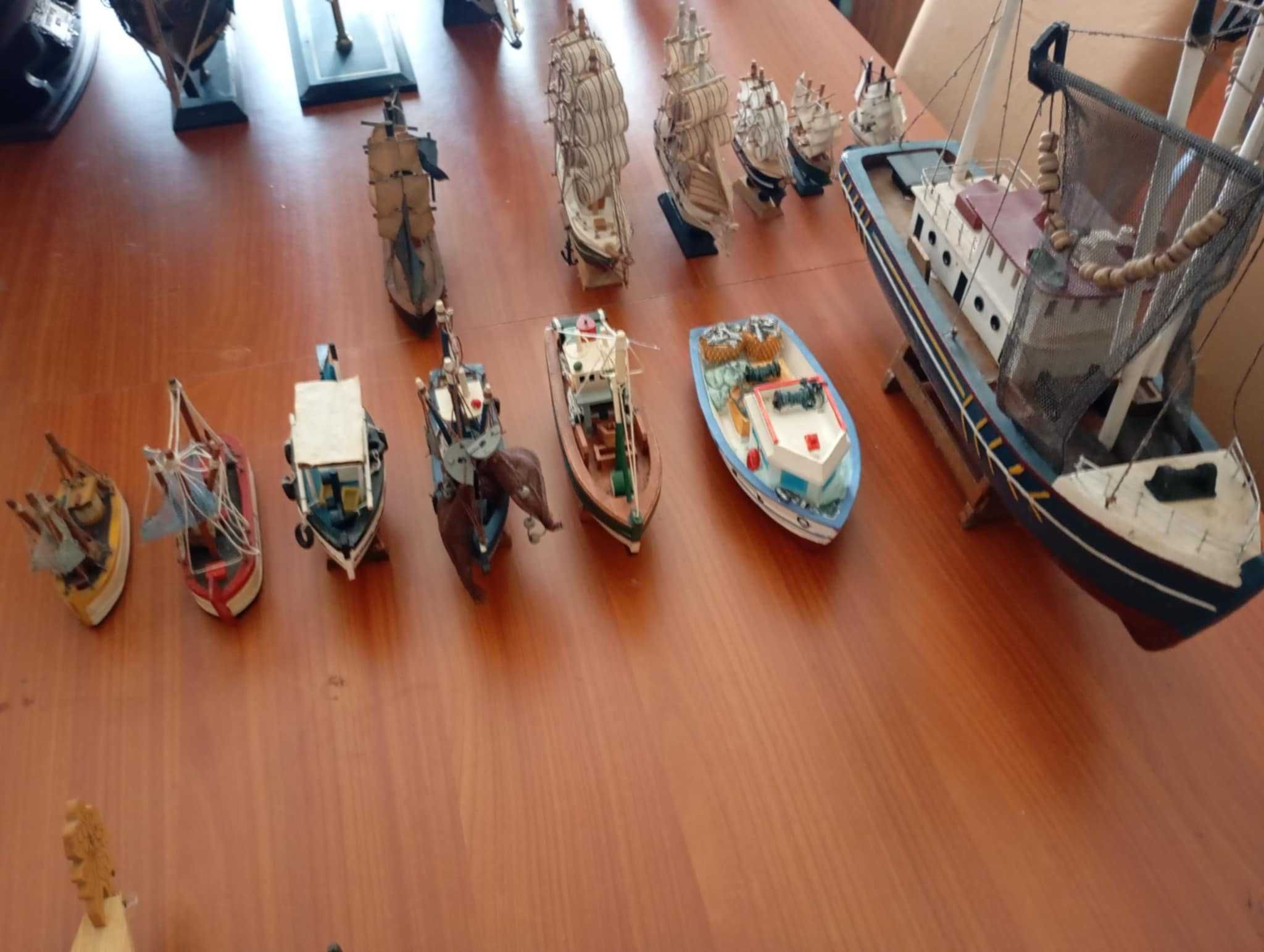 Coleção barcos estáticos