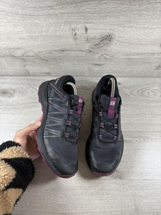 Salomon жіночі кросівки 41 розмір