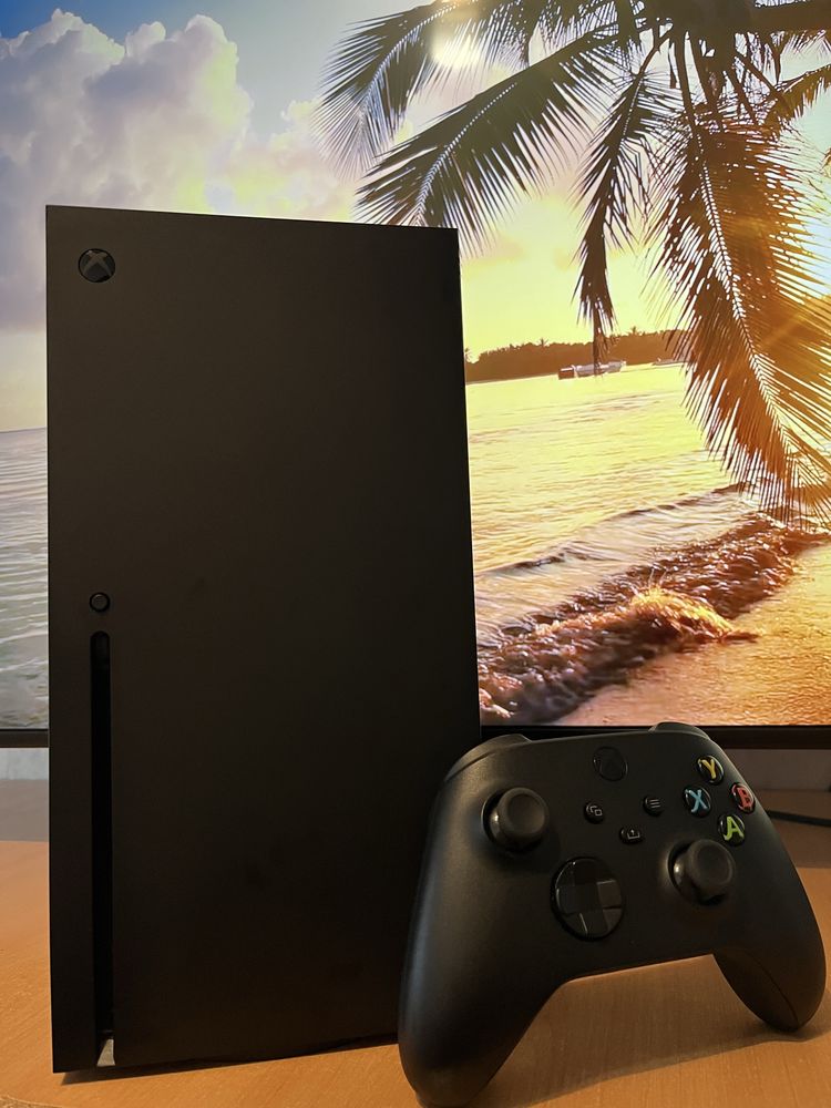 Xbox series X !!ще на гарантії!! +Акаунт з іграми 4000грн+