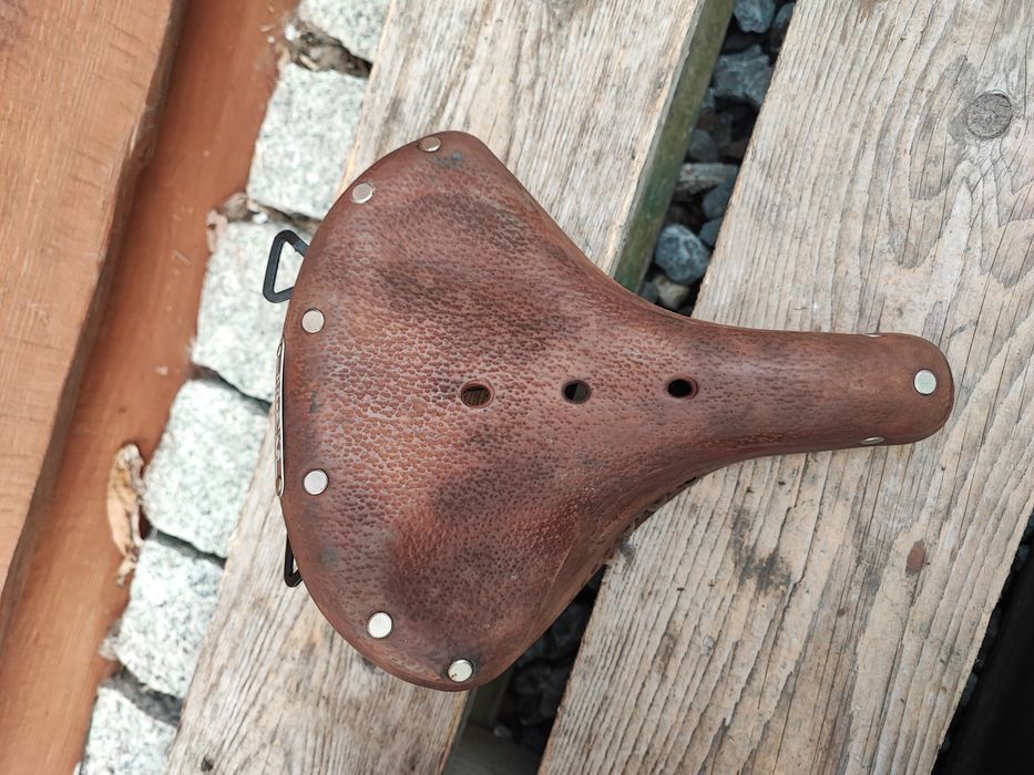 Siodełko rowerowe Brooks B67S skóra Retro MTB