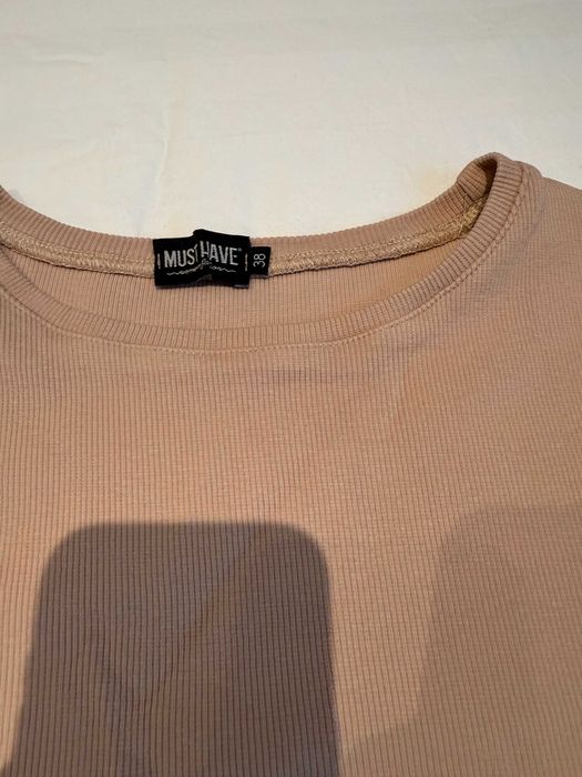 Crop top must have бежевий кроп топ 38 розмір