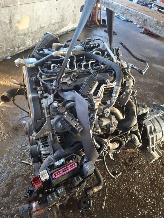 SILNIK AUDI A4 B8 A5 8T Q5 A6 C6 EXEO 2.0 TDI CAGA CAG PLASTIKOWY KOLEKTOR