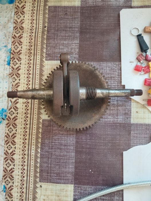 Колінвал honda takt,dio