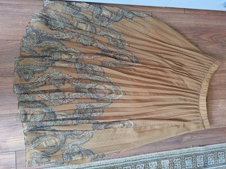 Elegancka Spódnica plisowana M