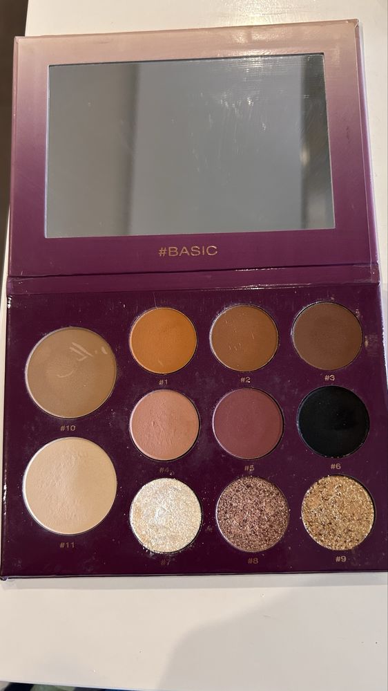 Paletka basic Eyeshadow by siostry ADiHD Pierre Rene i 2 inne gratis