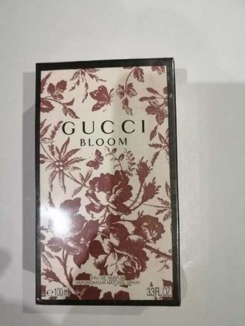 Женственность и простота Gucci Bloom Gucci 100 мл