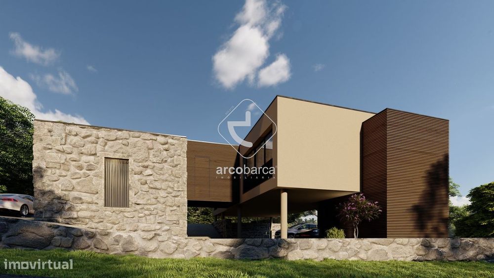 Moradia T3 c/ comércio p/recuperar com projecto arquitectura aprovado