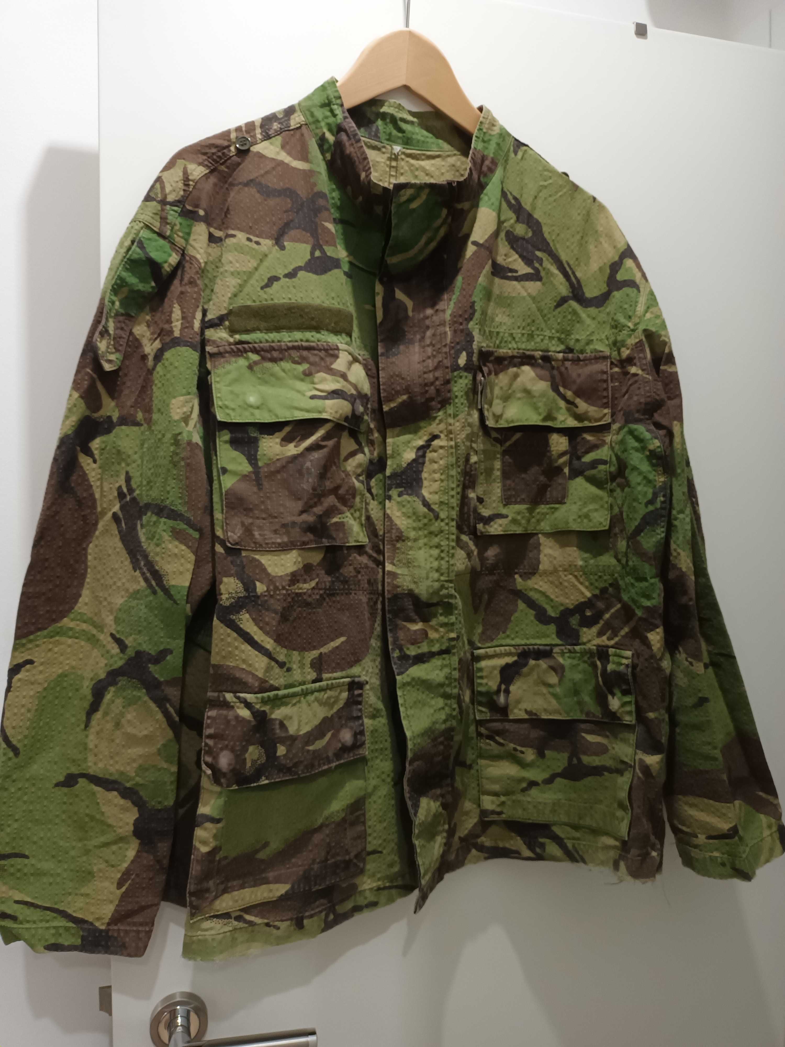 Roupa de Farda Militar - várias peças