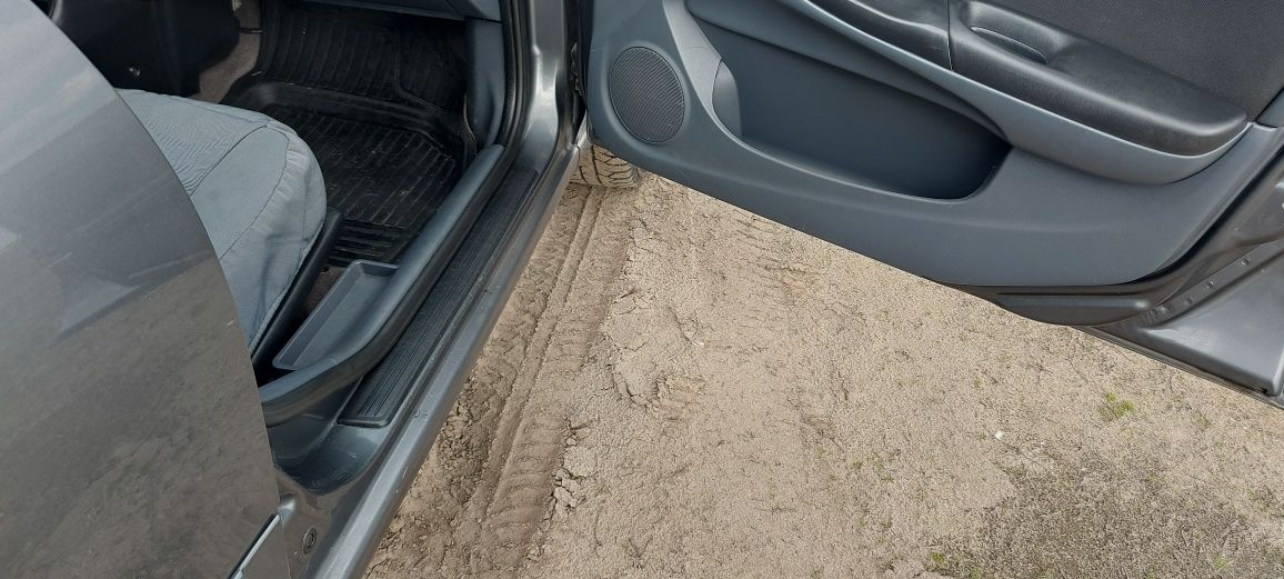 Nissan Almera H16 1.8 2005