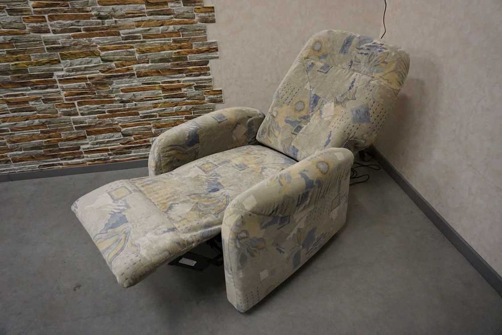 fotel elektryczny funkcja pomocy wstawania Pilot Bluetooth (w-1005)