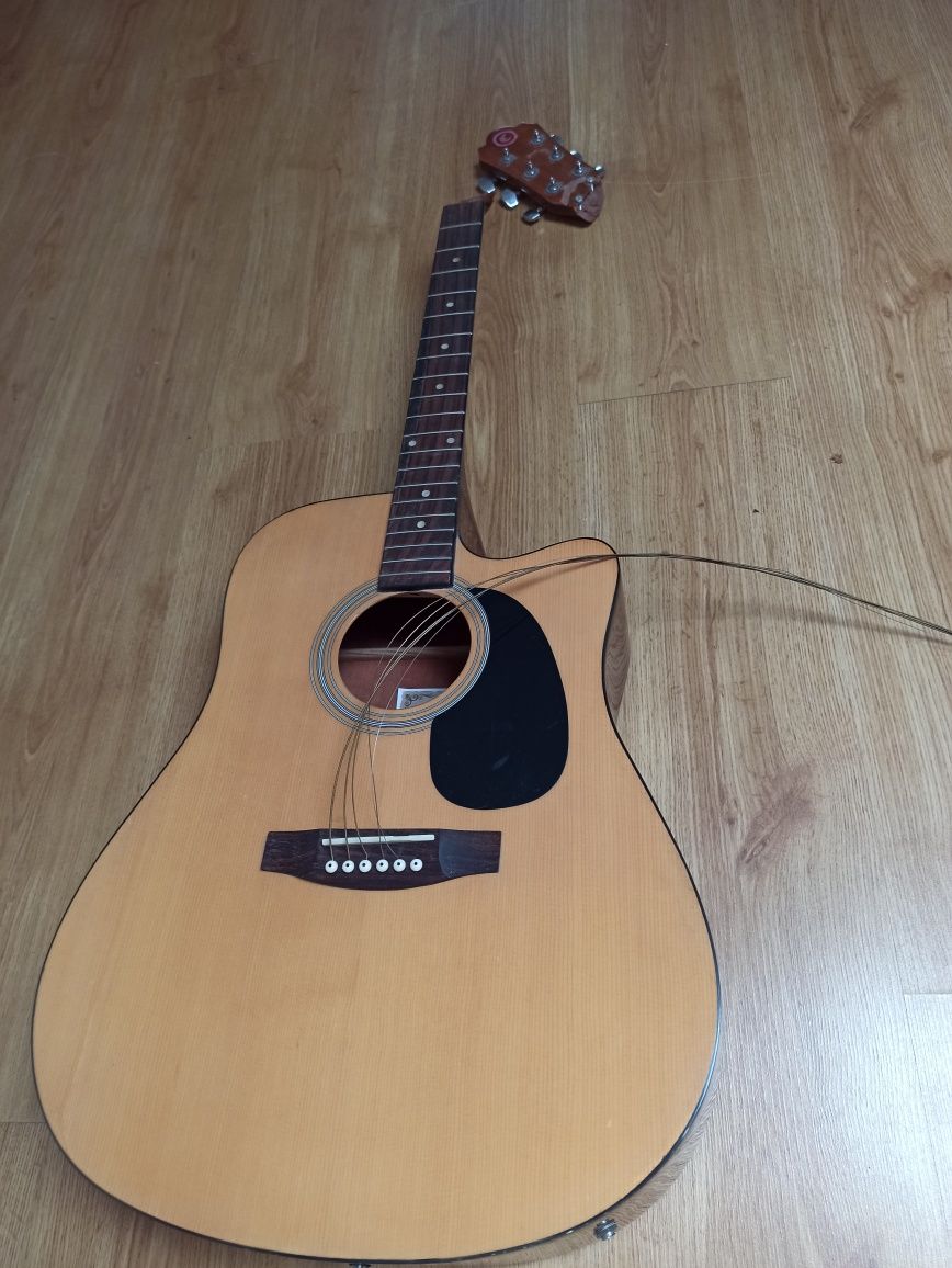 Gitara elektroakustyczna