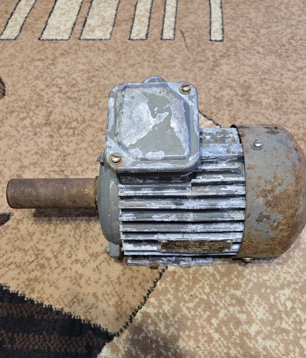 Электродвигатель