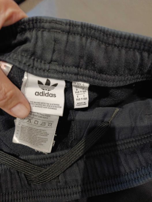 Dres dla chłopca Adidas 140