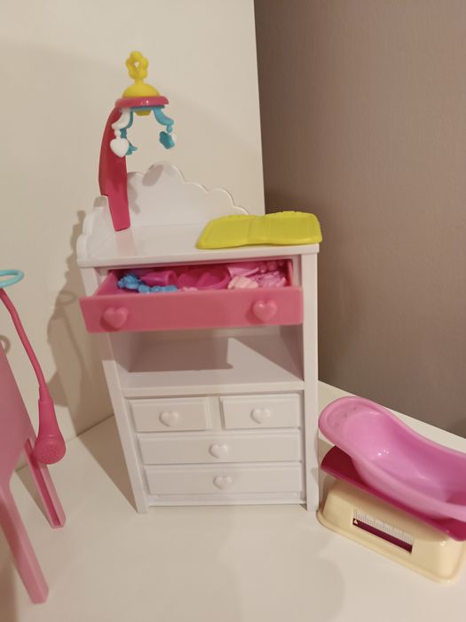 Pokoik Barbie dla dziecka i piesków
