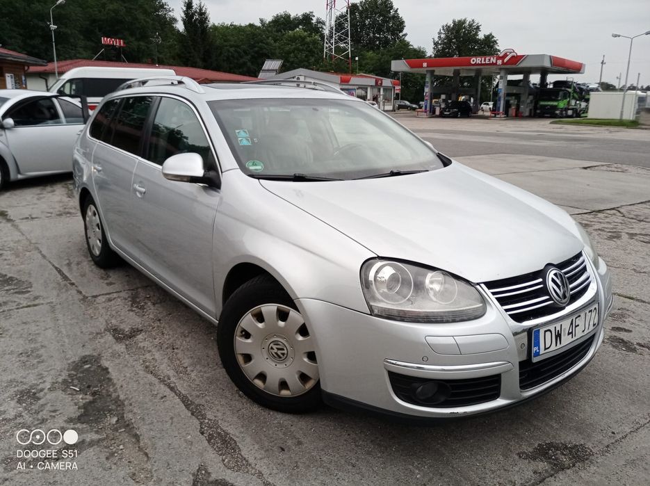 Sprzedam golf 5- 2009r. 6000zł!
