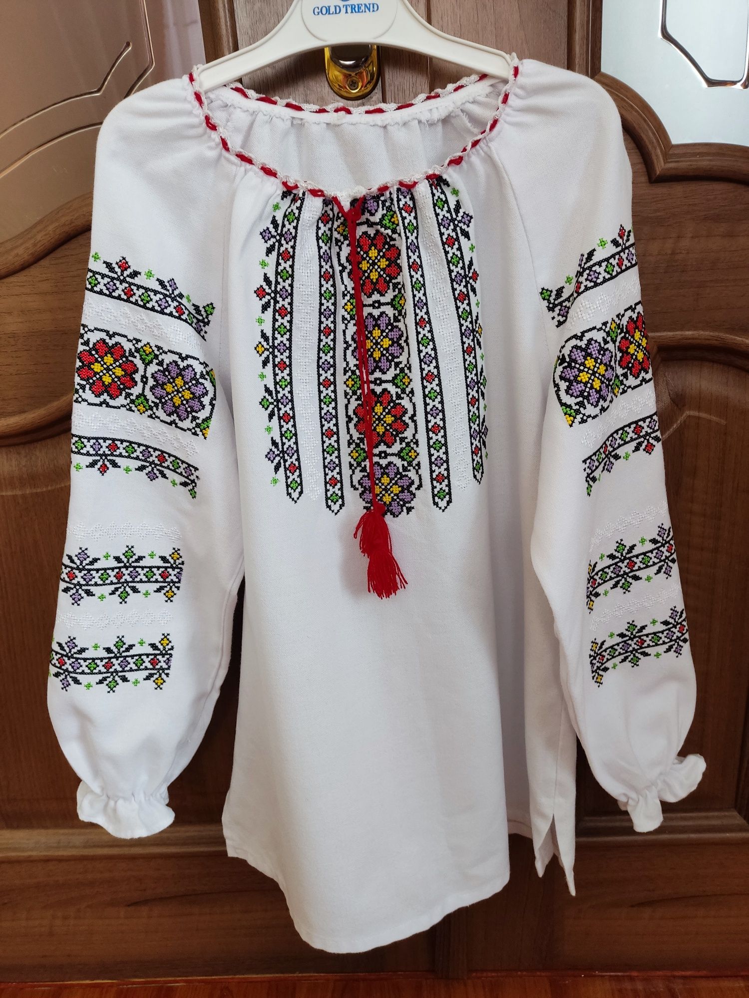 Вишиванка для дівчинки
