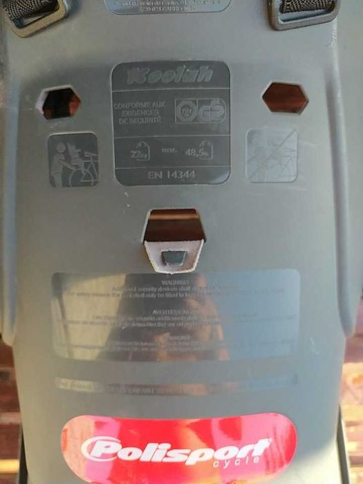 Cadeira Criança Bicicleta Polisport 22Kg e Capacete Istmagical