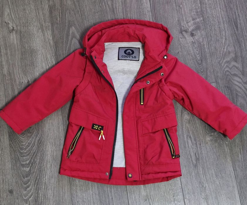 Куртка демісезонна на 3 роки