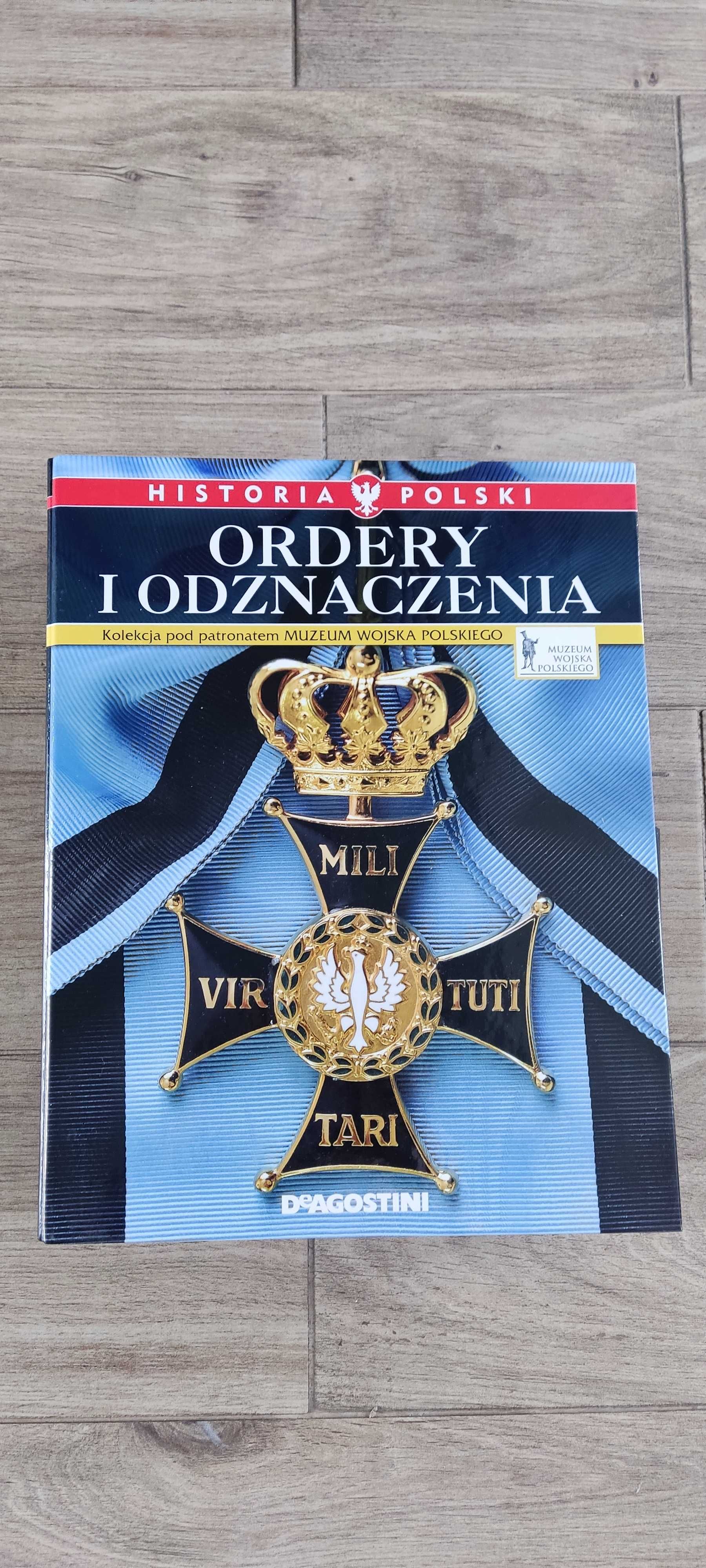 Książki 2 RP Polskie medale odznaczenia z segregatorem Deagostini