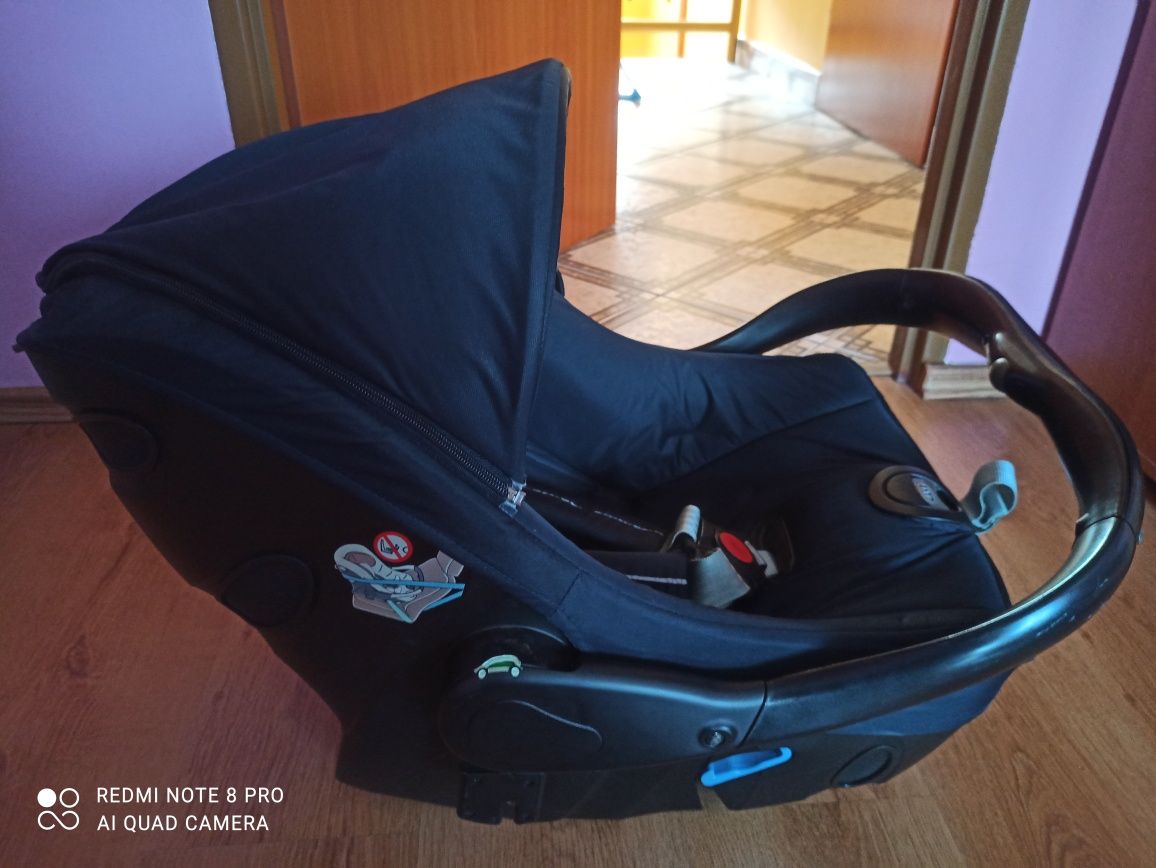 Zestaw gondola, fotelik 0-13, stolik interaktywny,motorek